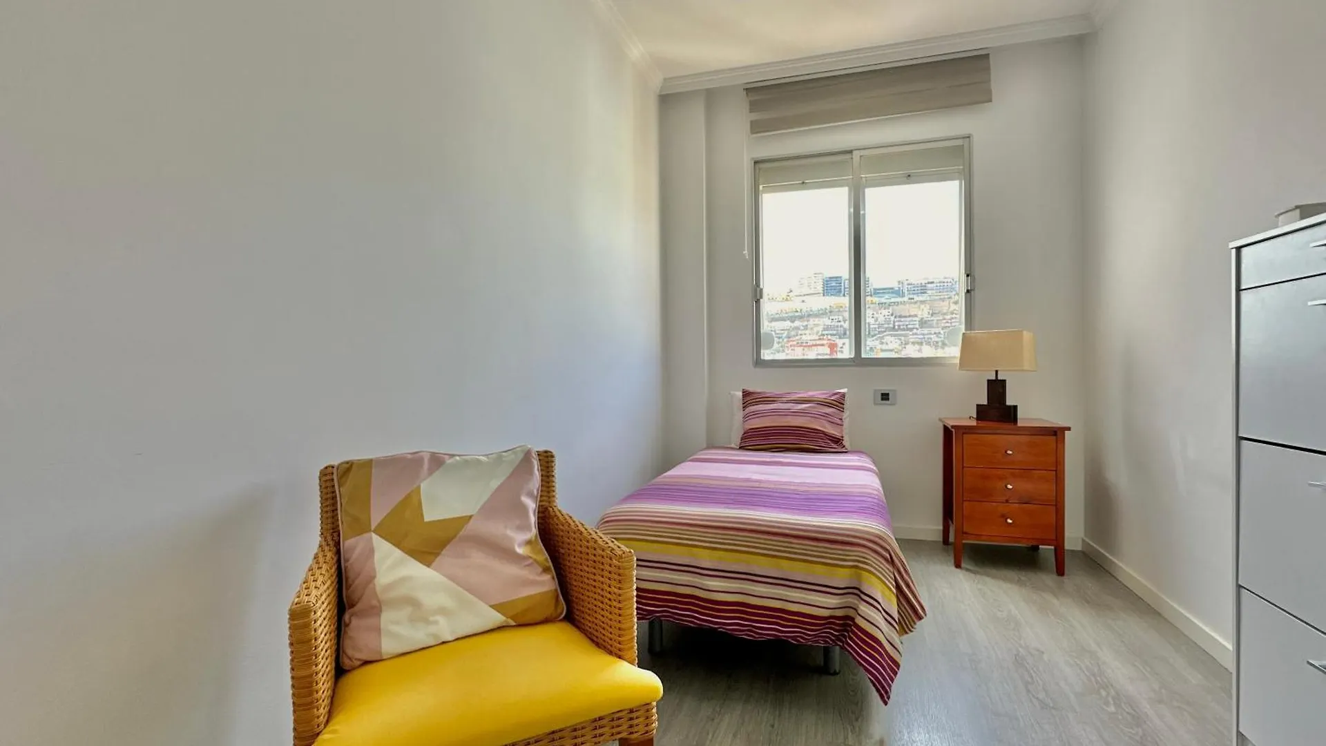 Hostiguest Coliving Leon Y Castillo 라스팔마스 0*,