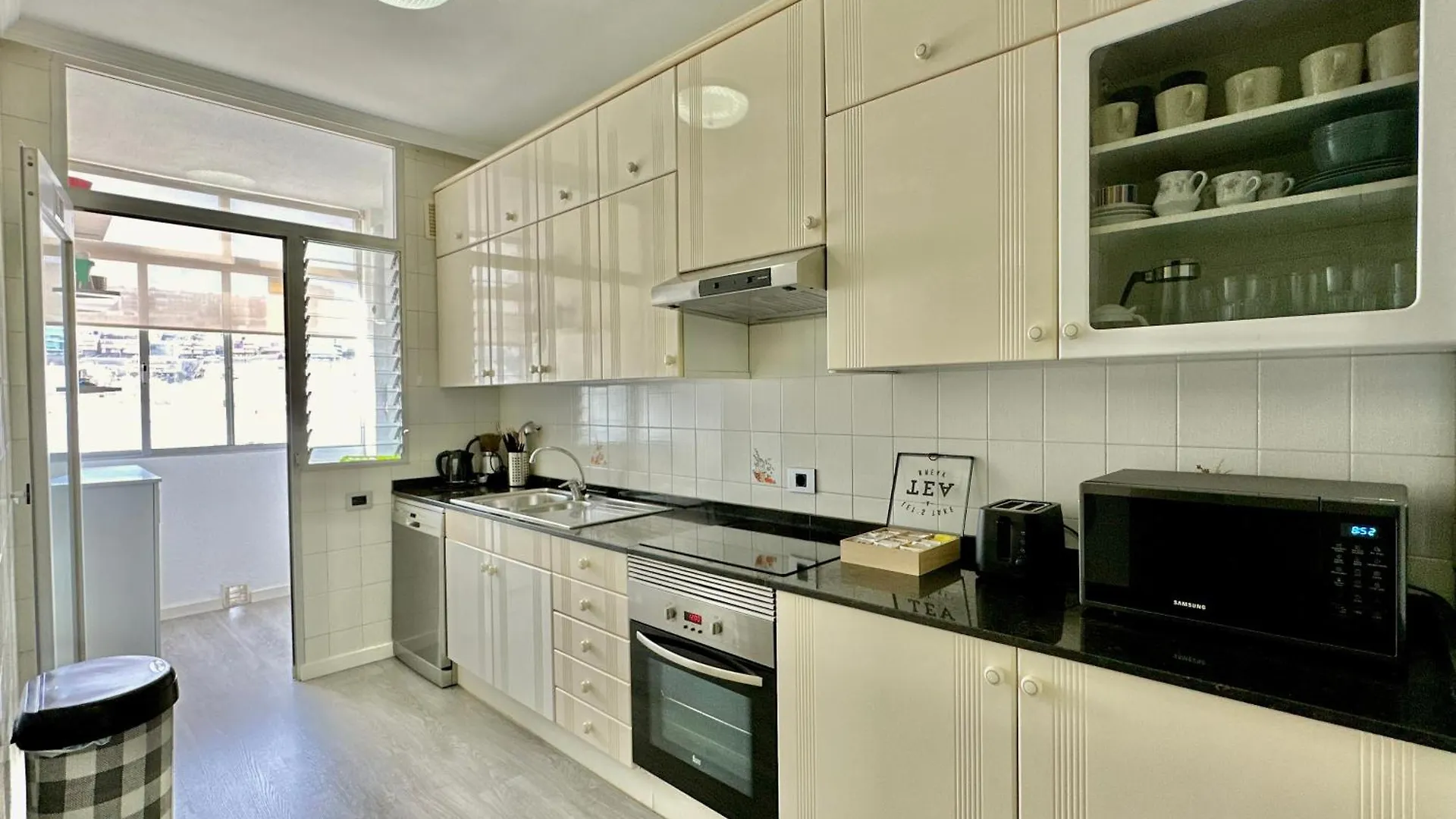 Hostiguest Coliving Leon Y Castillo 라스팔마스 스페인