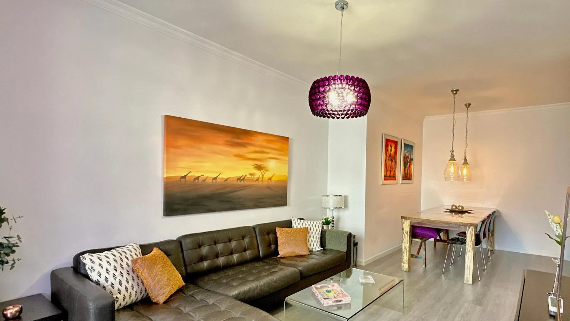게스트하우스 Hostiguest Coliving Leon Y Castillo 라스팔마스
