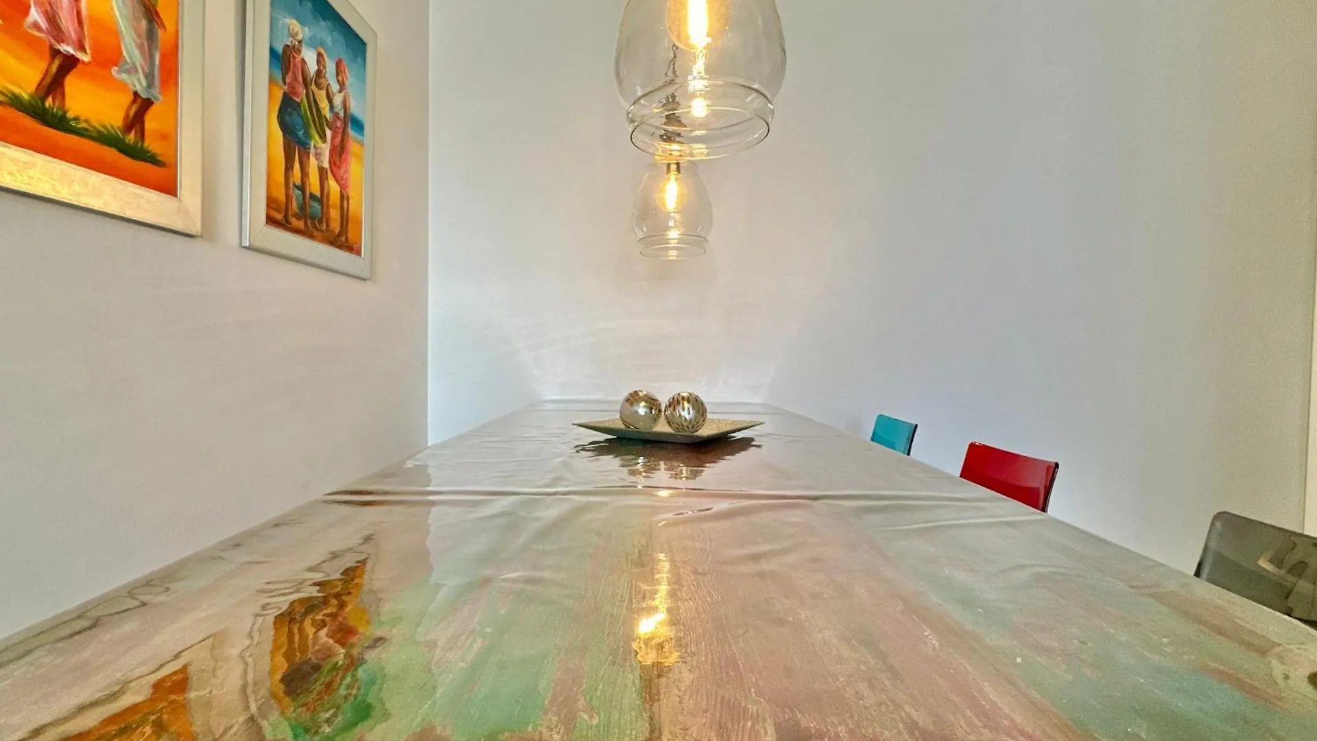 Hostiguest Coliving Leon Y Castillo 라스팔마스